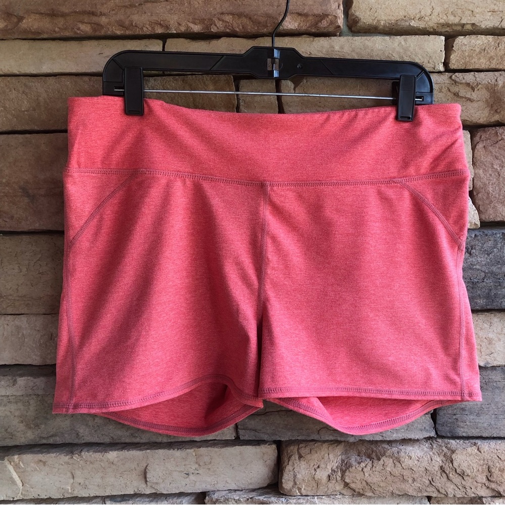 Fabletics coral orange short yoga shorts Large